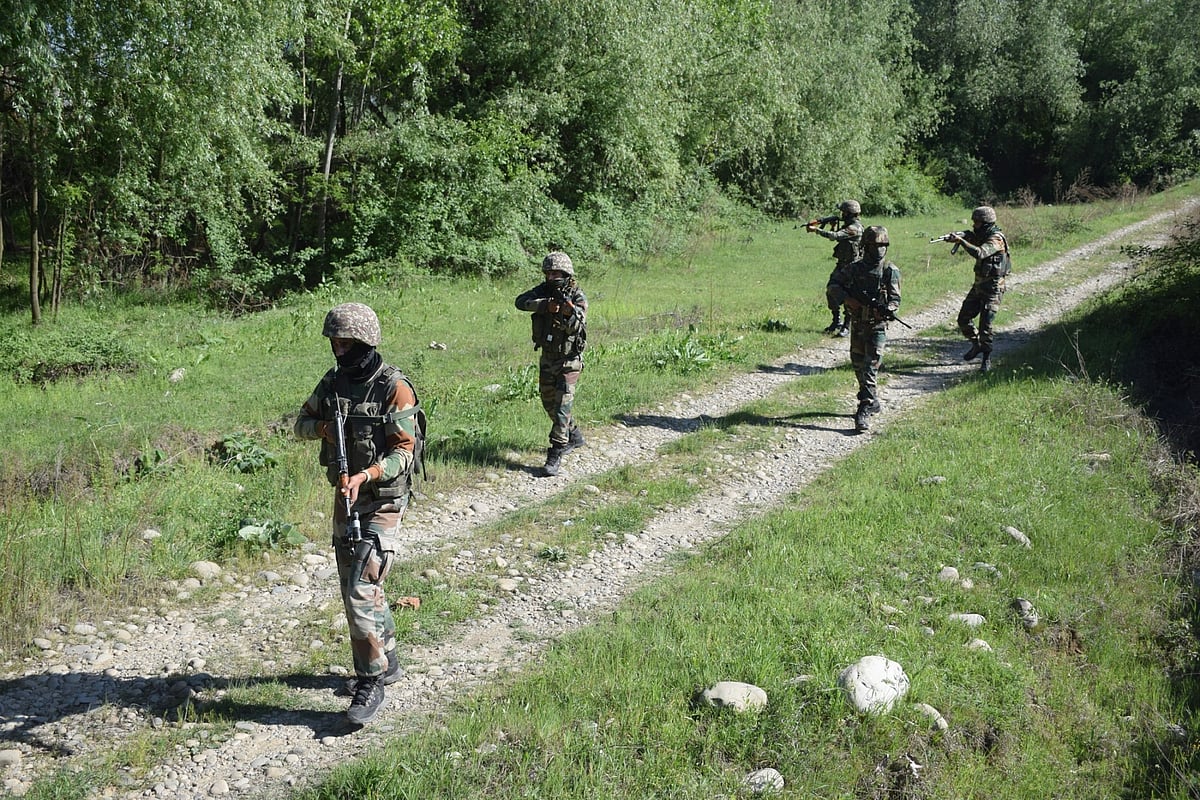 Army opens fire on two drones found hovering over Ratnuchak-Kaluchak military areas