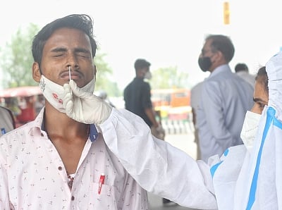 Is second wave of COVID-19 pandemic over? Positivity rate below 5% for 14 days, but experts say end still far