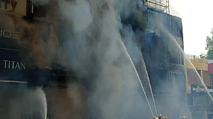 Fire breaks out in Delhi's Hari Nagar, 22 rescued
