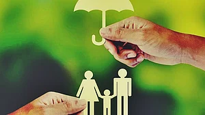 Full functional autonomy for PSU general insurers not privatisation: Unions