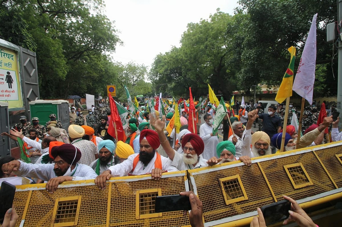 200 farmers reach Jantar Mantar for protest against farm laws amid Parliament session