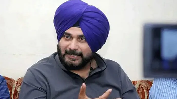 Fans, supporters throng Patiala jail to welcome soon-to-be released Navjot Sidhu