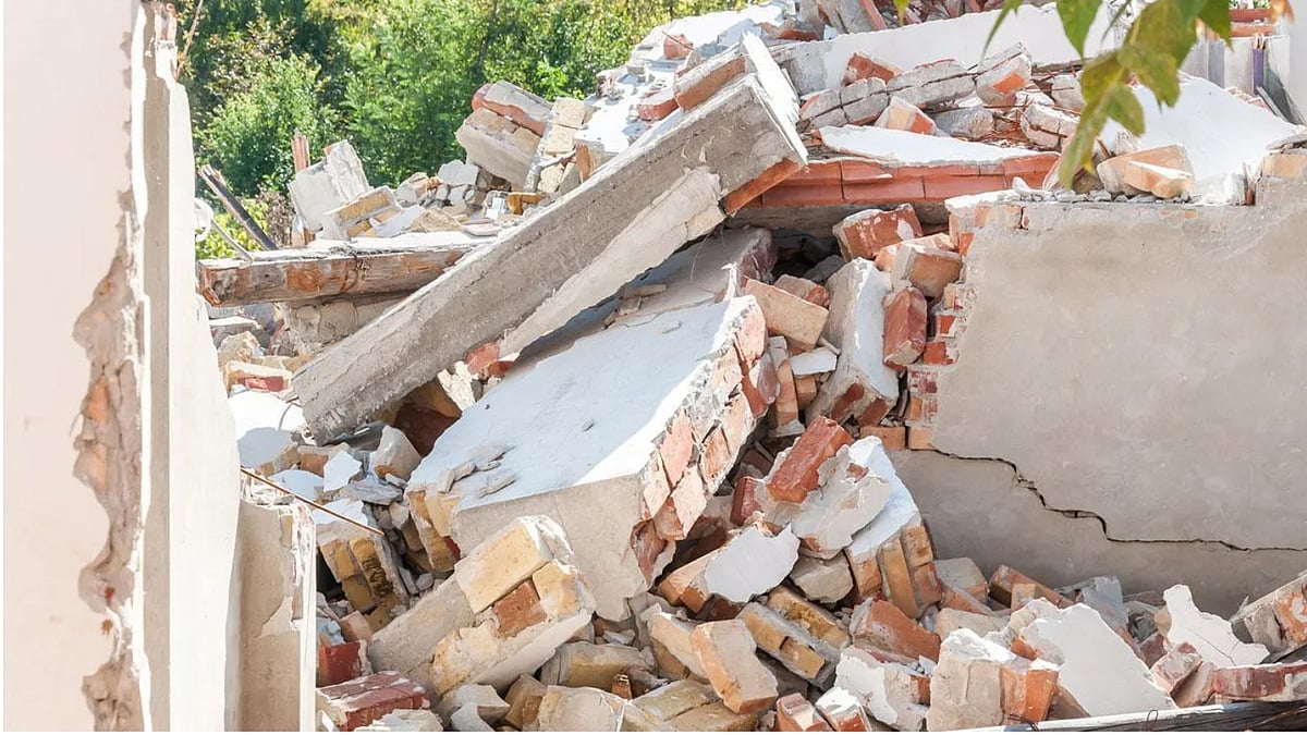 Under-construction shed collapses at INS Hamla in Mumbai; 11 labourers injured