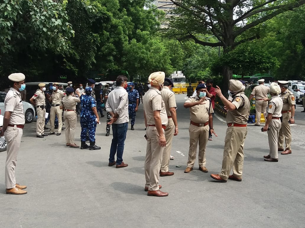 200 farmers reach Jantar Mantar for protest against farm laws amid Parliament session