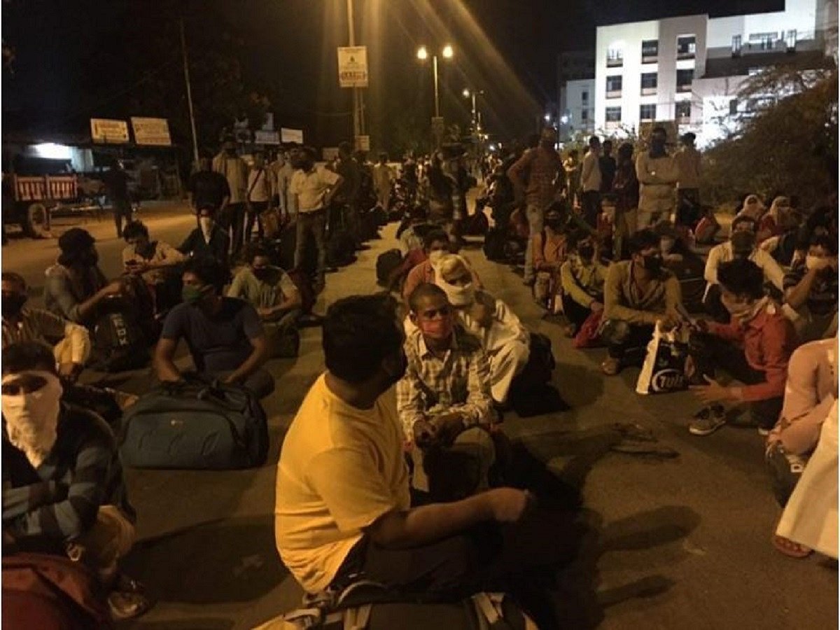 Over 30 per cent labourers lost jobs during last 15 months of pandemic in Gujarat: Trade unionist Ashim Roy