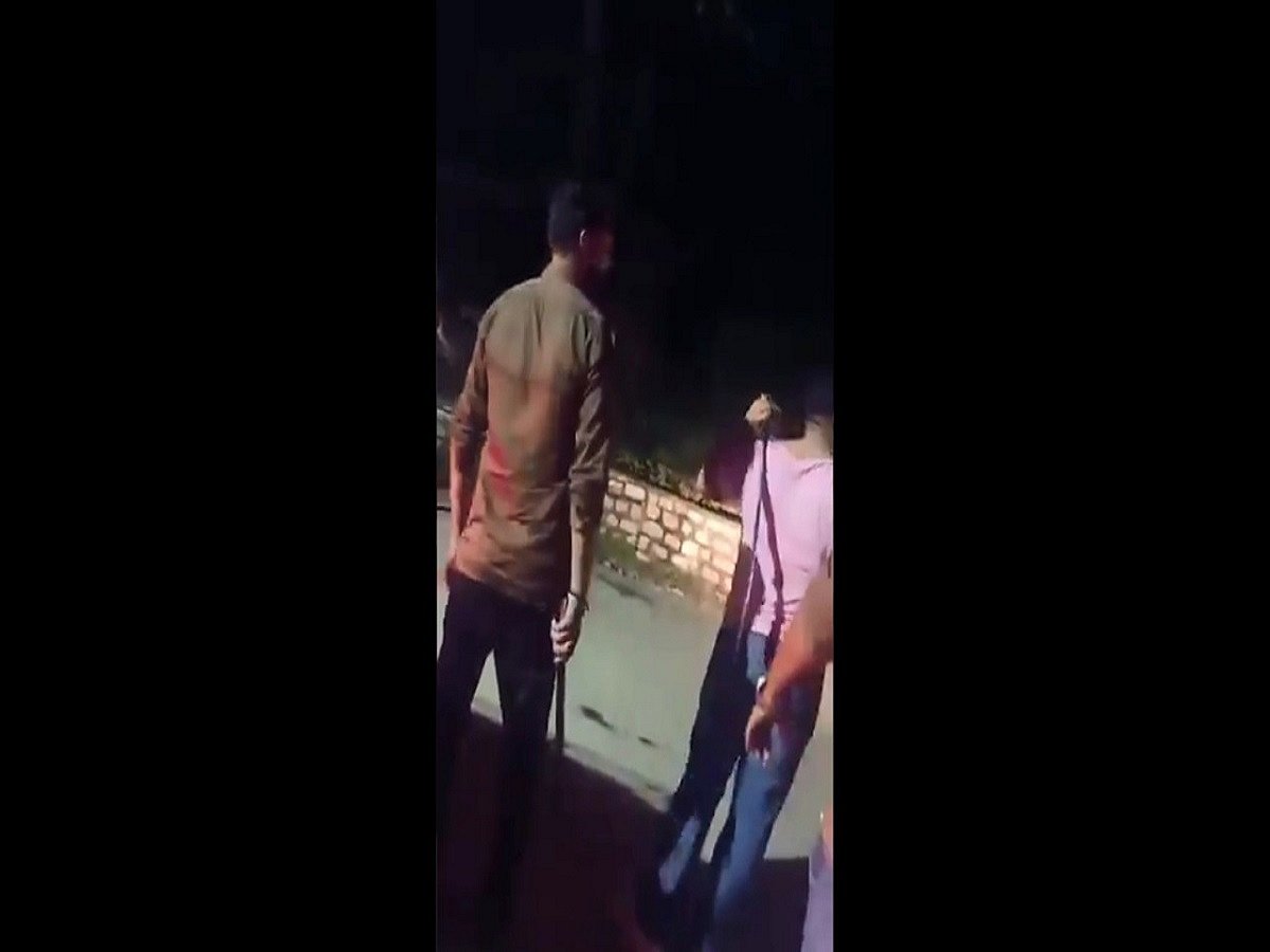 4 Punjab tourists held for brandishing swords in Manali