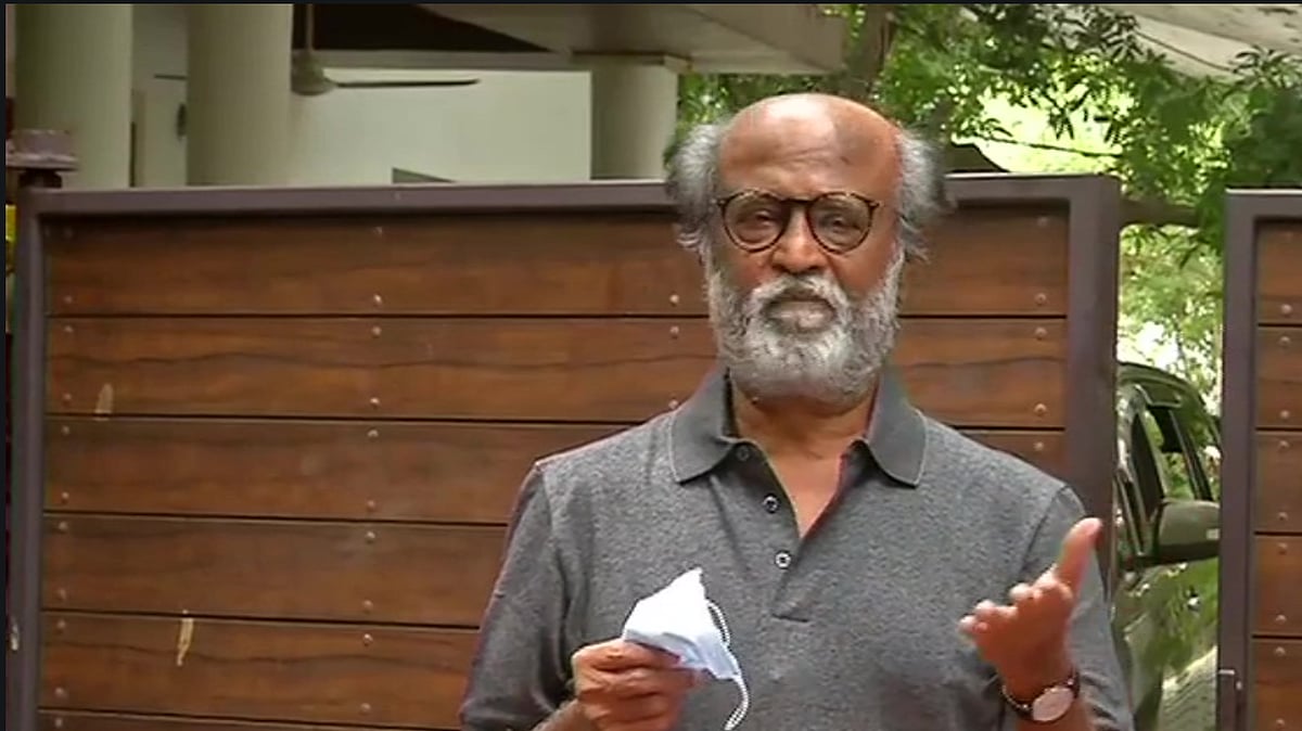 Rajinikanth disbands 'Mandram' designed for political entry, says not game for politics