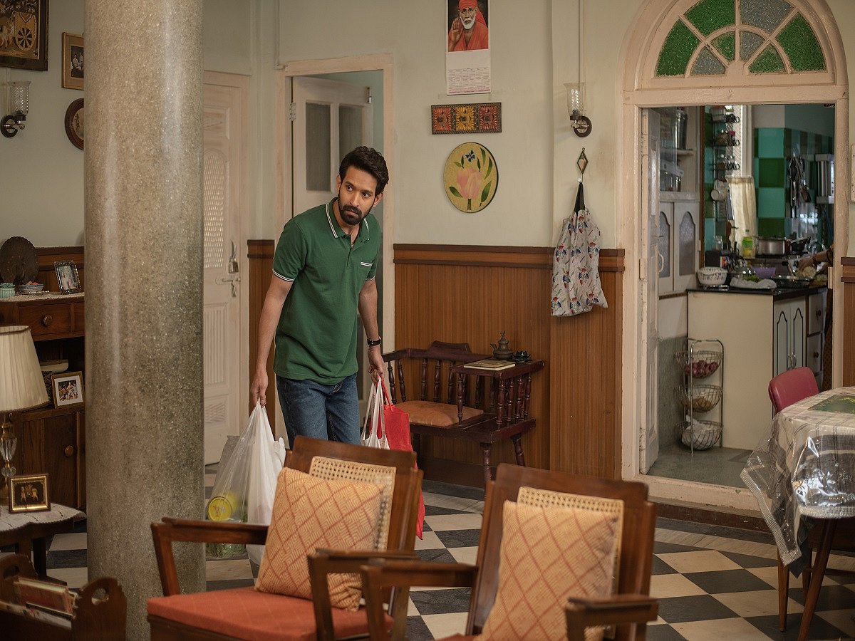 Still from Haseen Dillruba