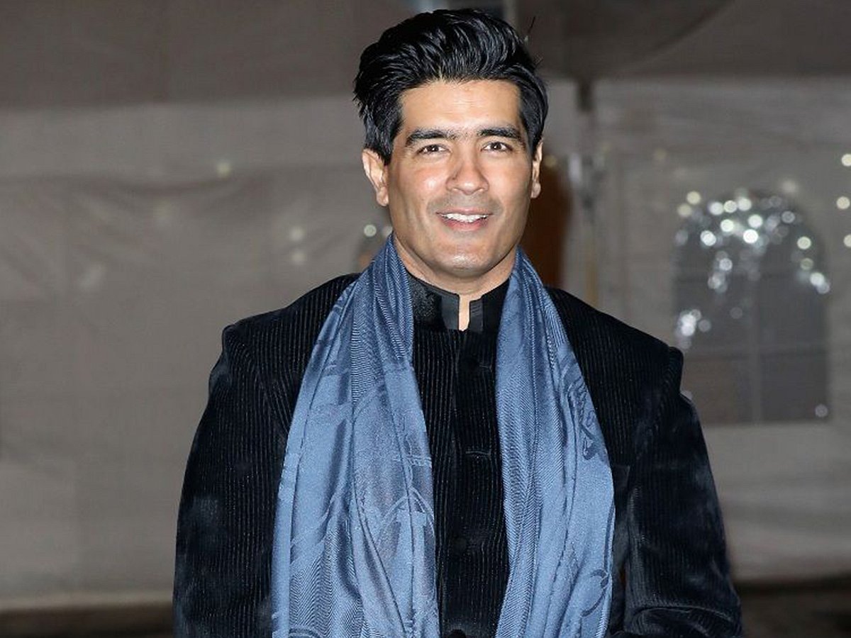 I still wake up with the same enthusiasm and love for what I do: Manish Malhotra
