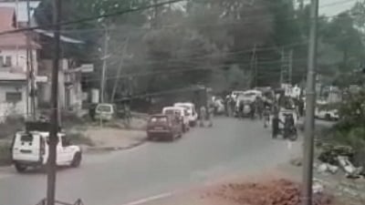 Terror funding case: NIA team arrests several persons in Kashmir