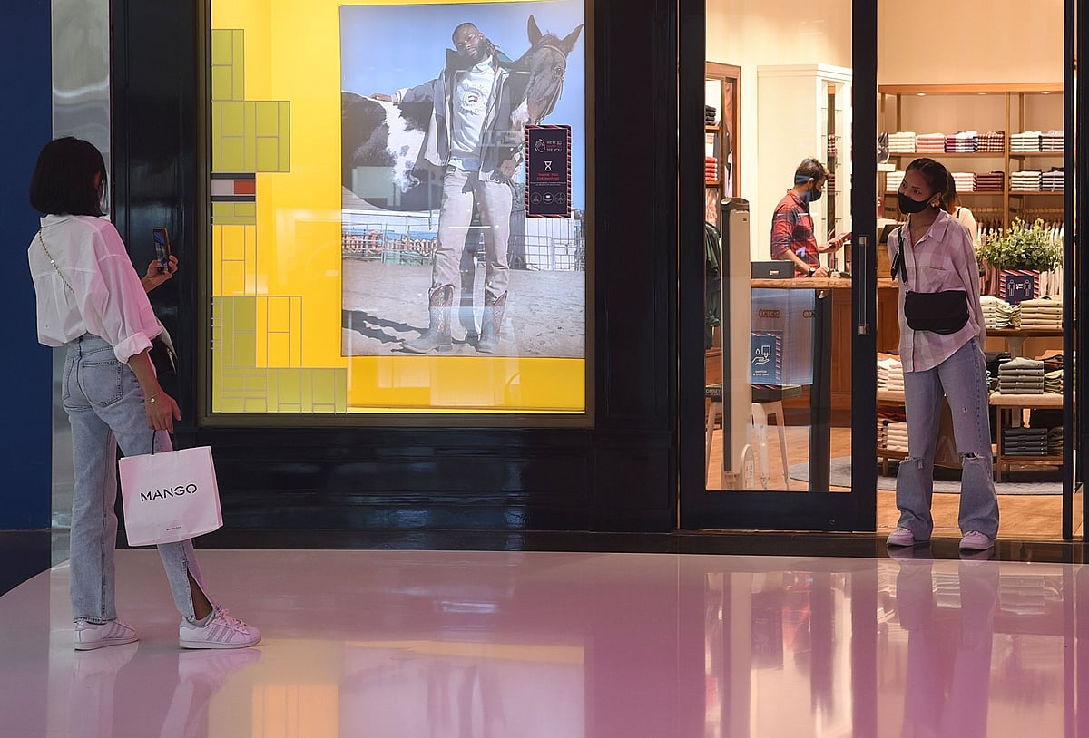 72% Indians frightened about shopping in-store amid Covid: Report