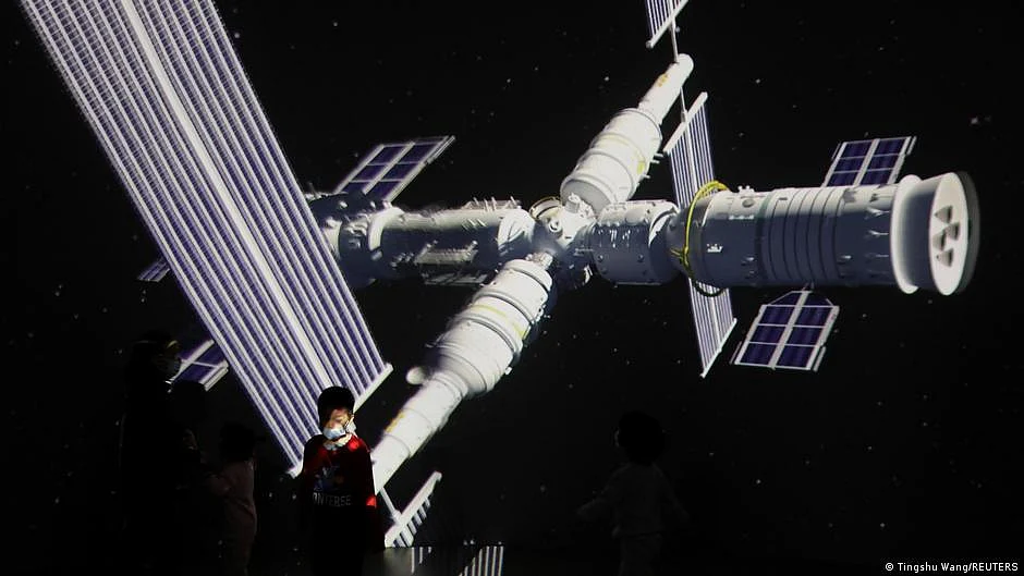 Chinese astronauts make first space walk at new station