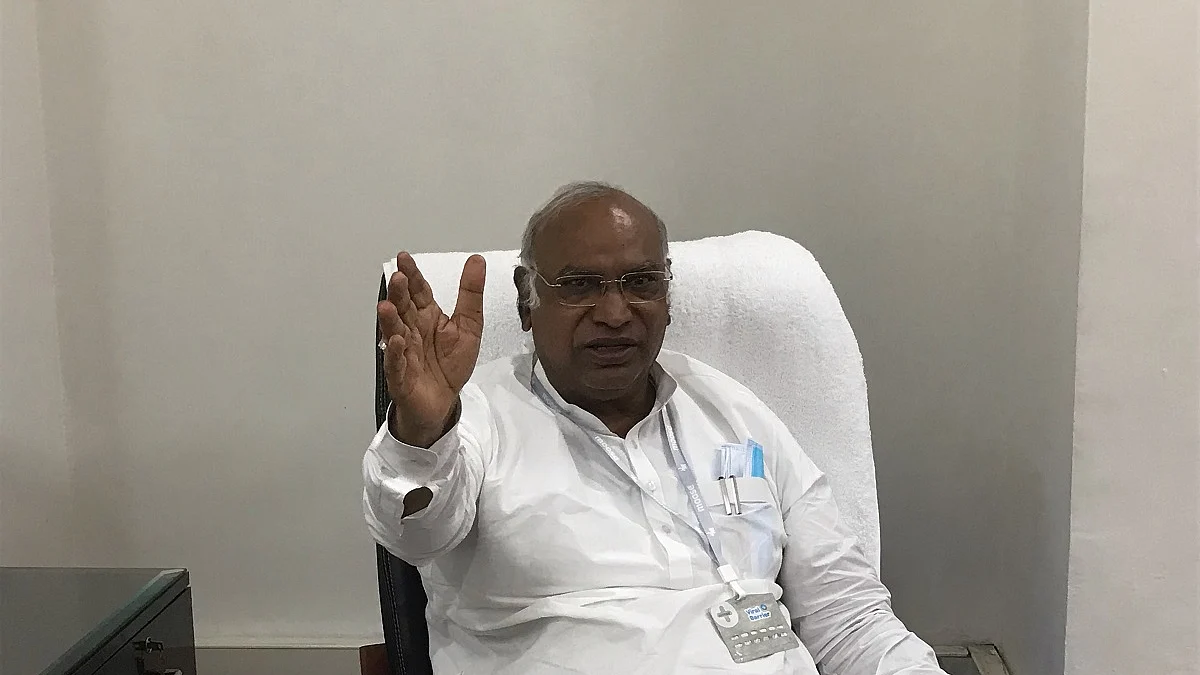 Mallikarjun Kharge slams ED searches at Yadav family premises, says Modi govt trying to kill democracy