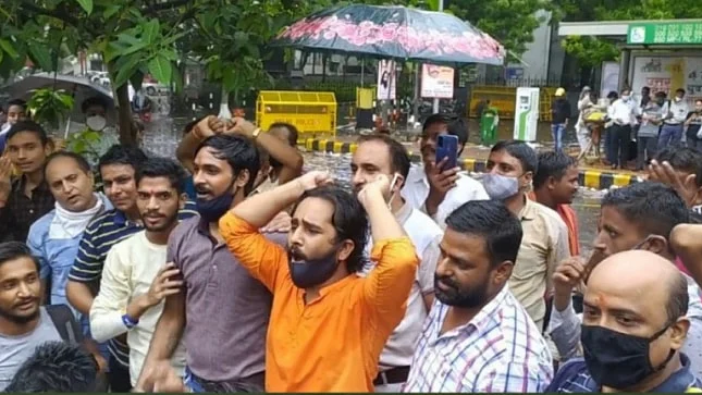 Communal sloganeering at Jantar Mantar: Court denies bail to three, says remarks undemocratic