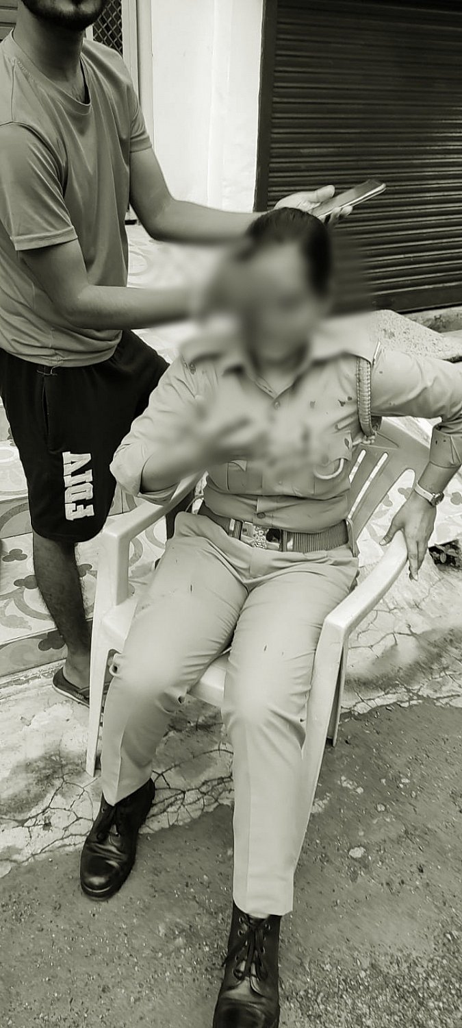 UP: Woman constable attacked for objecting to lewd remarks