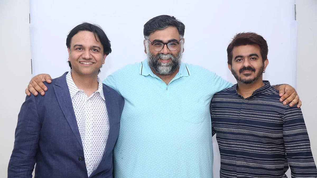 Akarsh Khurana, Sunny Khanna & Vikas Sharma
