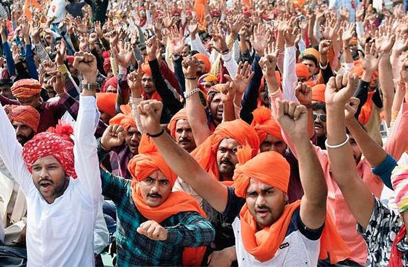 11 Karni Sena men booked for threatening Muslim mehendi artists