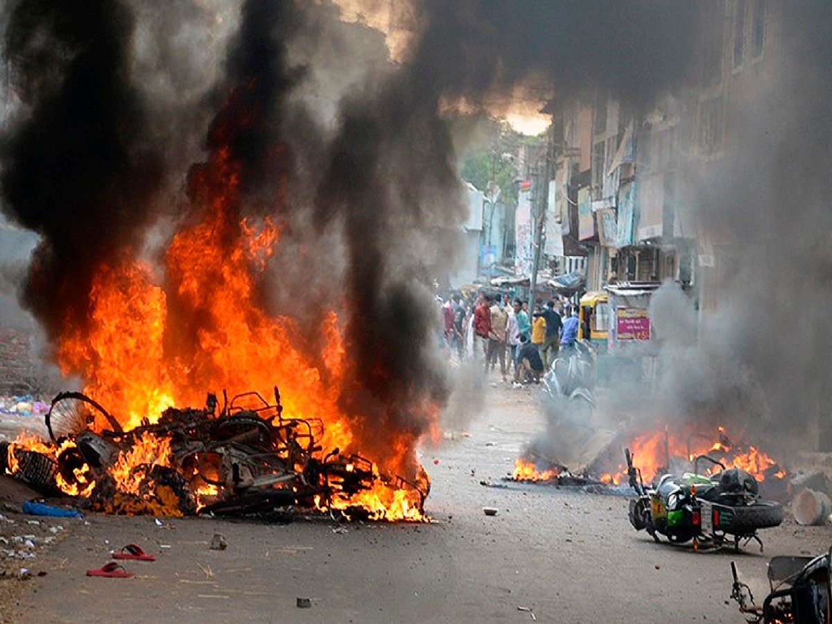 Values of freedom struggle based on which Independence was achieved in 1947 are now under threat