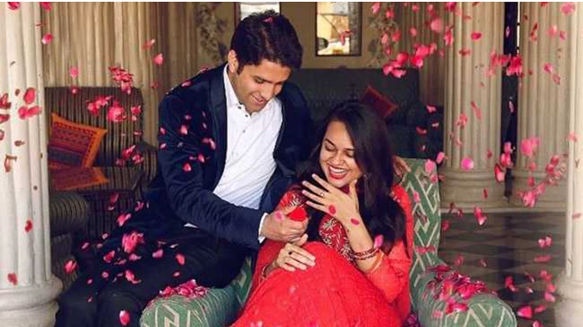 Popular IAS couple gets court's nod for divorce