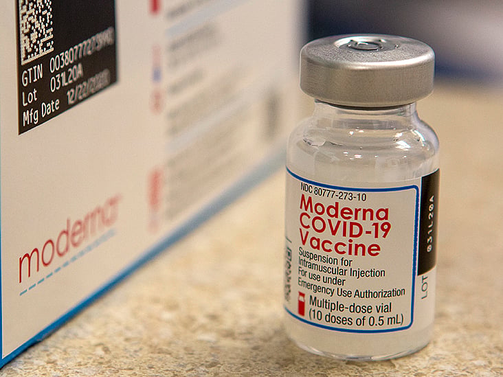 Japan suspends 1.63M doses of Moderna over contamination