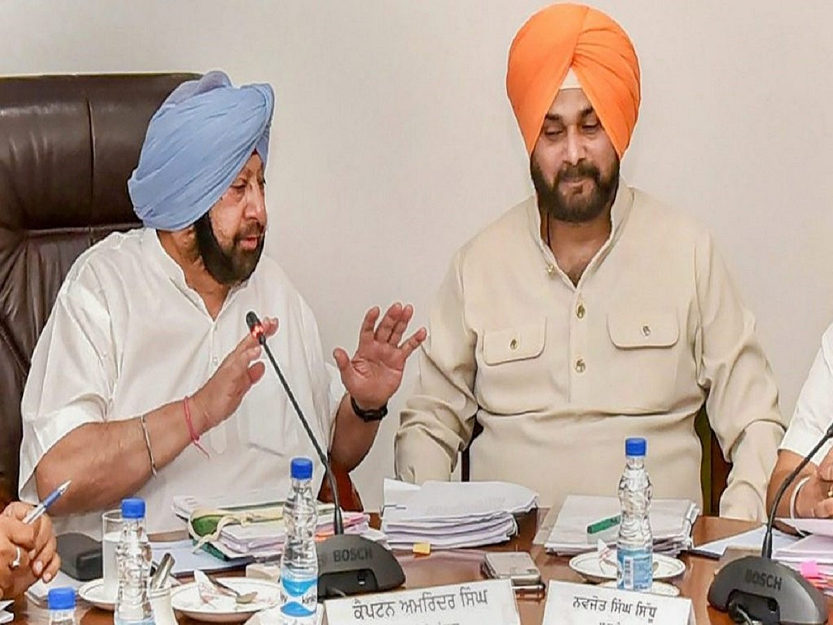 Punjab CM Capt Amarinder Singh, Punjab Congress chief Navjot Singh Sidhu set up panel for better coordination
