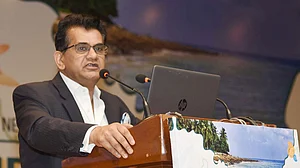 R&D investment for electric mobility, exports key for auto sector growth: Niti Aayog CEO