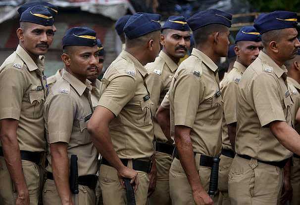 Bomb threat call causes scare at 3 Mumbai railway stations, Amitabh Bachchan's bungalow; security up