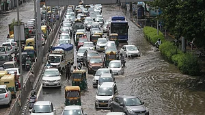 Delhi: Water level in Yamuna rises again; over 100 families moved to safer areas