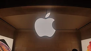 Apple working on hardware subscription service for iPhones, iPads