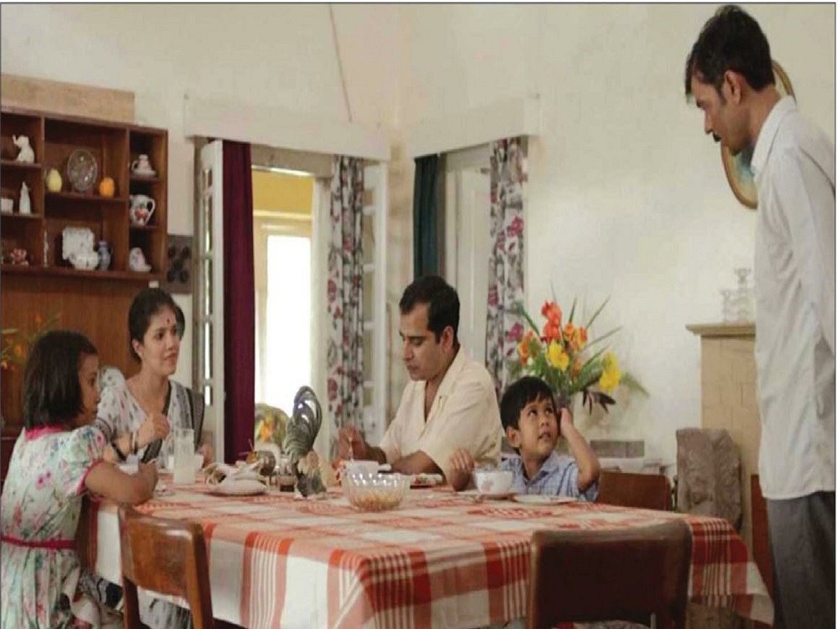 Shankar's Fairies: Set in a police officer's home, a child sees that the king is naked 