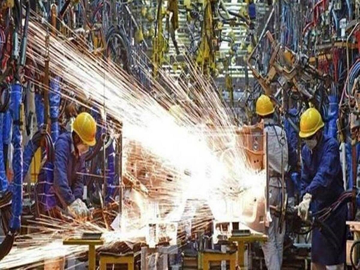 Indian service sector stuck in contraction territory for third straight month in July: PMI