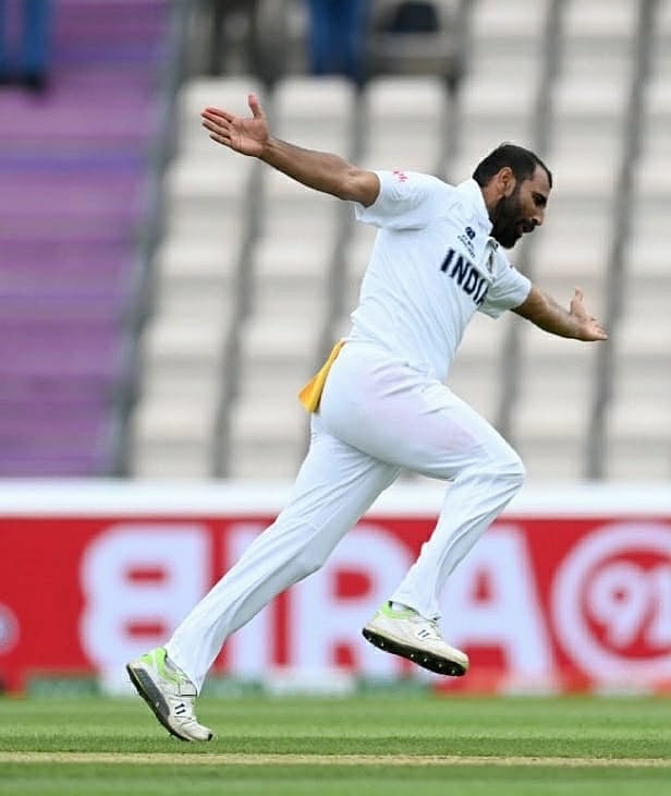 Most England batsmen fall on incoming deliveries: Shami