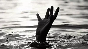Four of a family die by suicide in Hyderabad