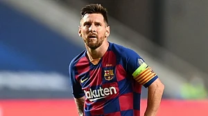 Messi, Neymar set records as Argentina, Brazil edge closer to World Cup