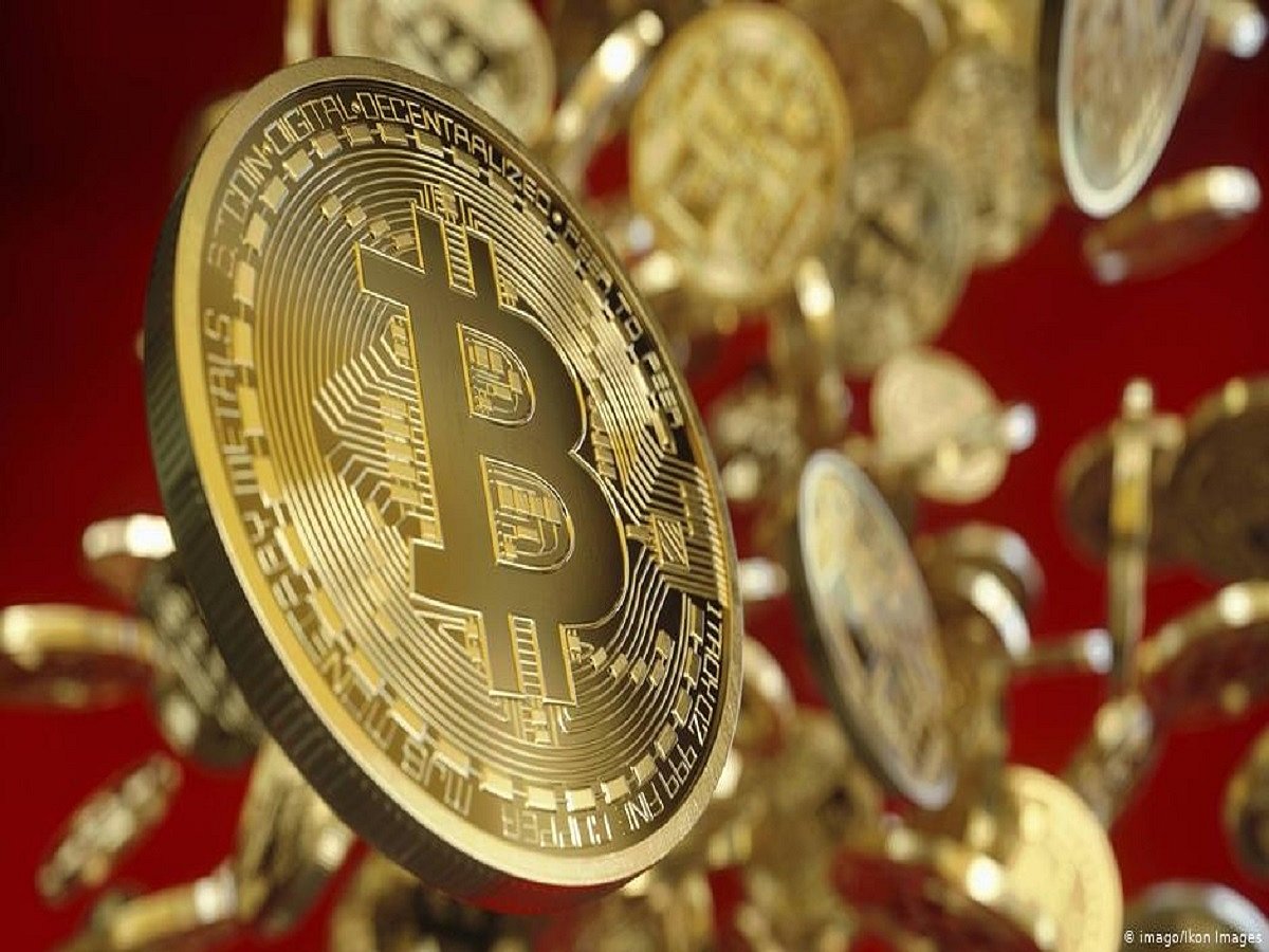 China declares all cryptocurrency transactions illegal