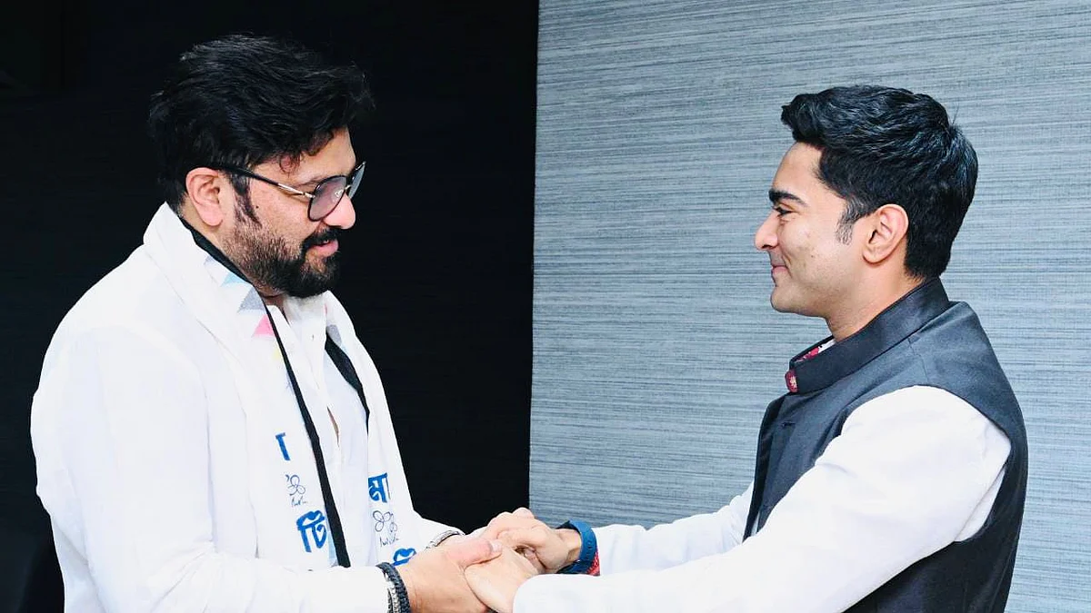 Abhishek Banerjee welcomes Babul Supriyo into TMC