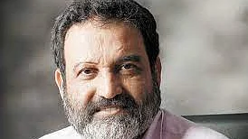 Tukde-tukde article writer of Panchjanya is crazy: Mohandas Pai
