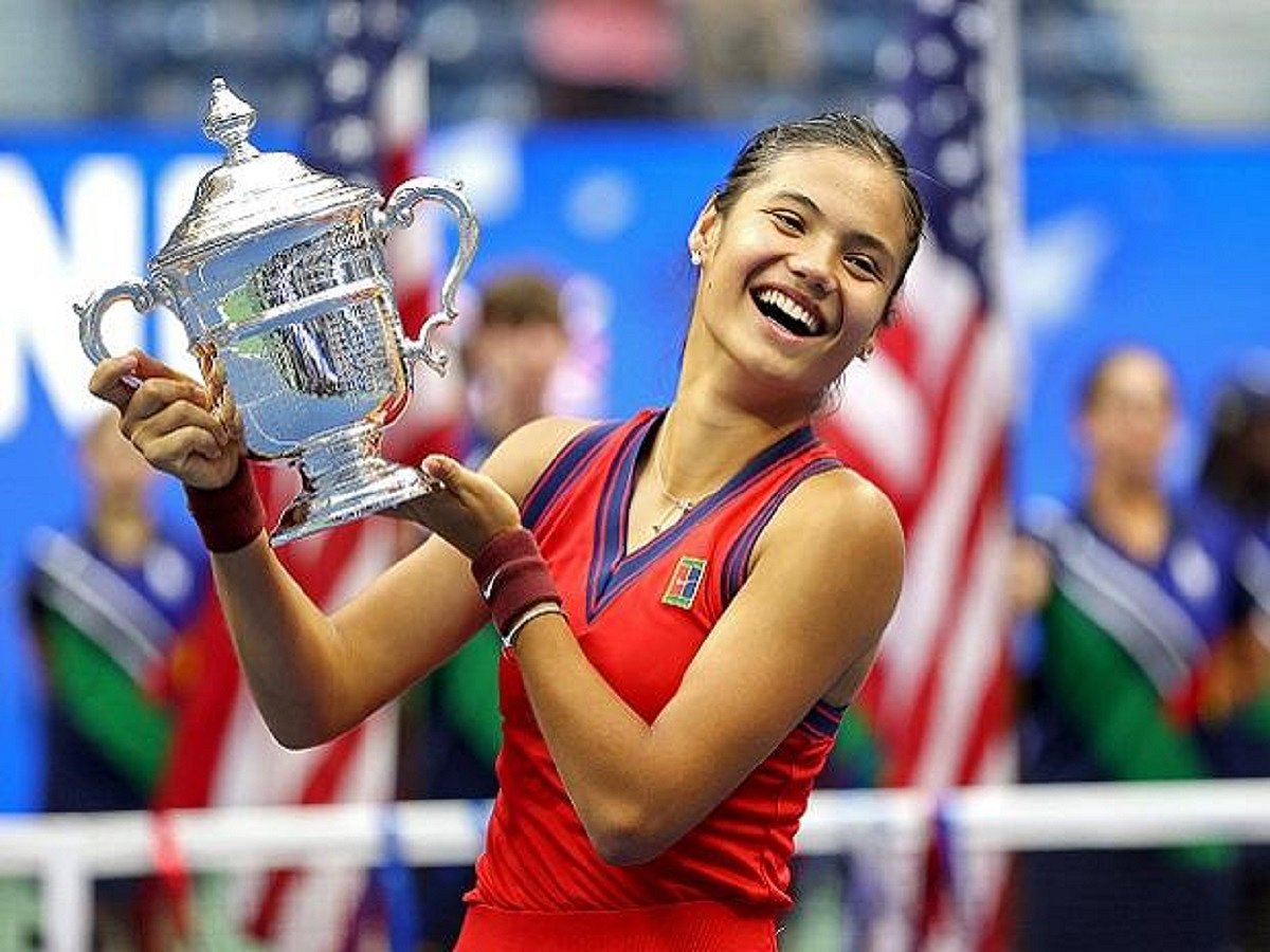 Emma Raducanu, 18, wins US Open women's title