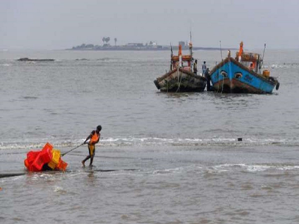 Iranian boat with huge drug stock, 7 crew members apprehended off Gujarat coast