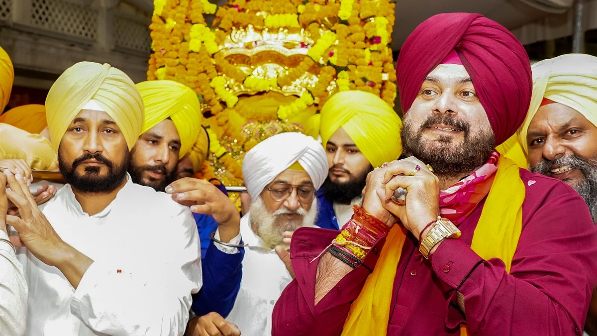 Channi and Sidhu at the Gurudwara