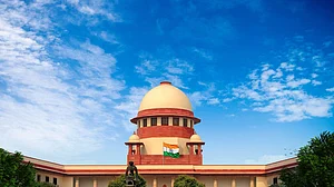 Mutation entry does not create any right in favour of individual title or interest: SC