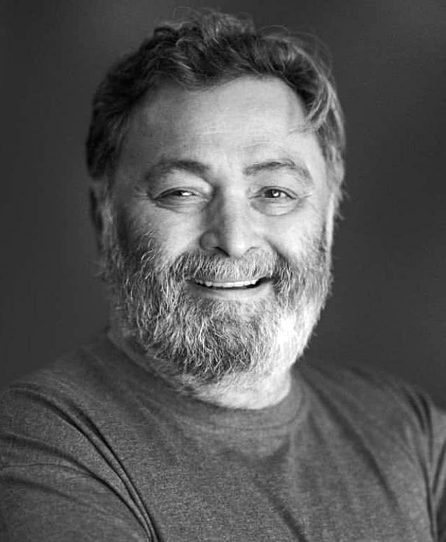 Nobody can replace him: Family, friends remember Rishi Kapoor on 3rd death anniversary
