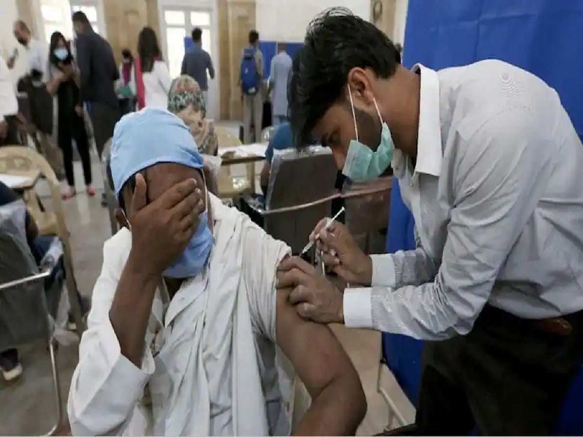 Cannot order door-to-door COVID vaccination in this diverse country, or just scrap policy: SC