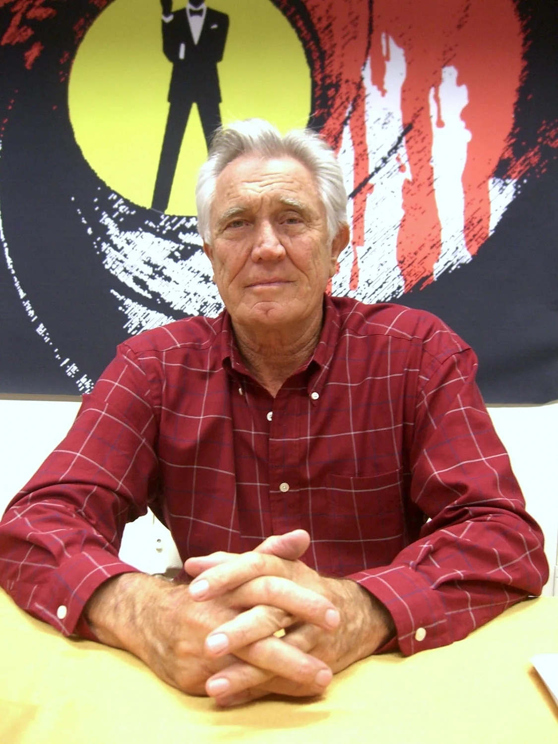 Actor George Lazenby