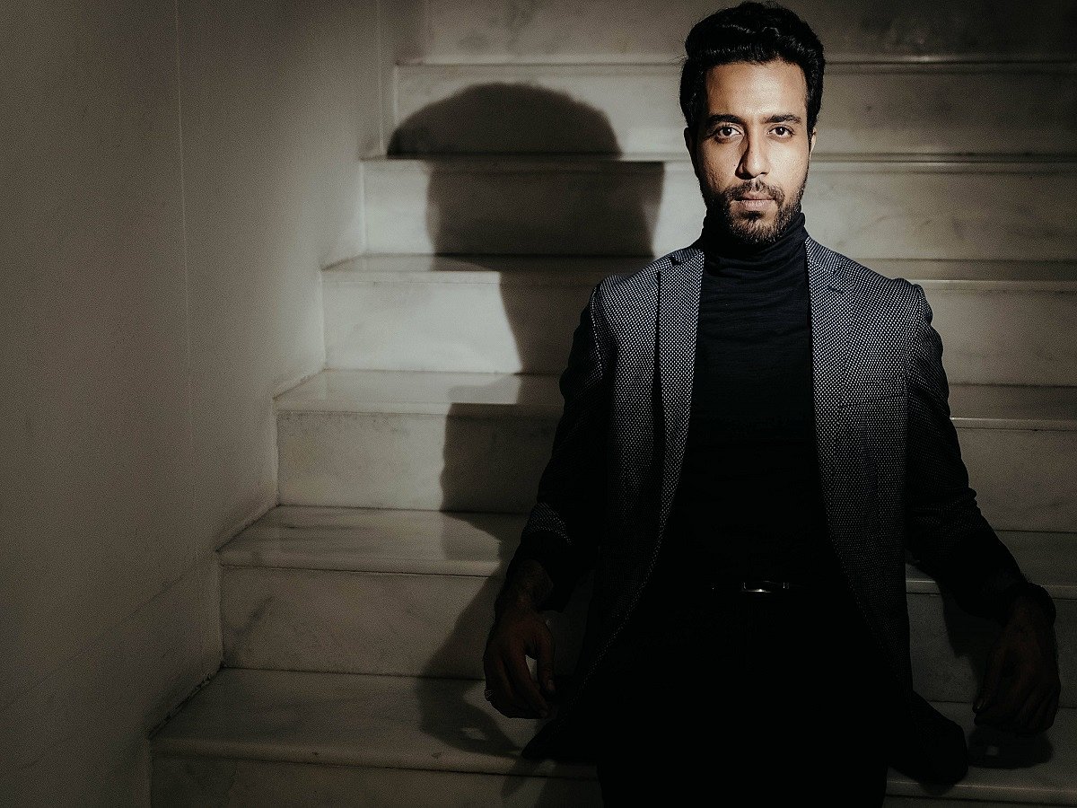 Actor Hitesh Bhojraj 