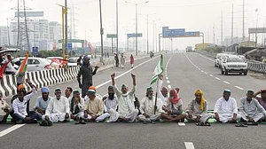 Lakhimpur Kheri incident: Farmers hold protest at Delhi's Singhu border