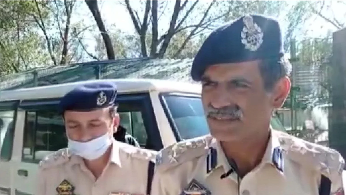 Vivek Gupta, DIG Rajouri-Poonch Range (Photo Courtesy: Twitter/ANI)