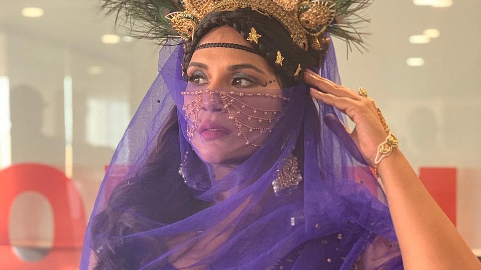 Richa Chadha's impromptu dialogue improvisation on sets of 'Call My Agent' will leave audience in splits