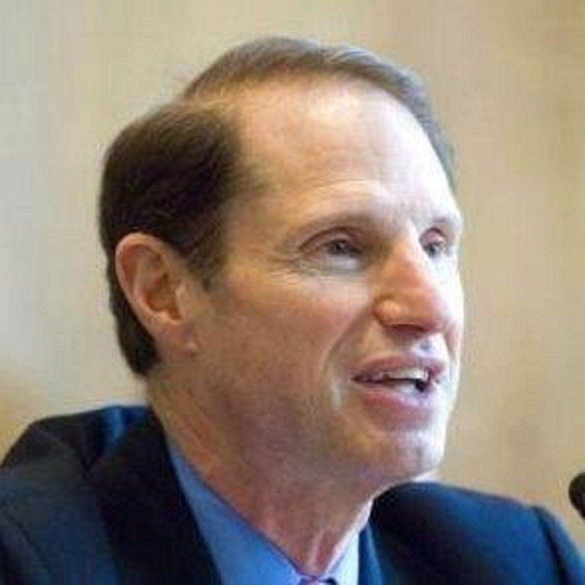 US Senator unveils proposal to impose new tax targeting billionaires