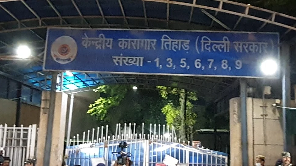 32 Tihar prison officials found to be complicit with Unitech's jailed ex-promoters: Police